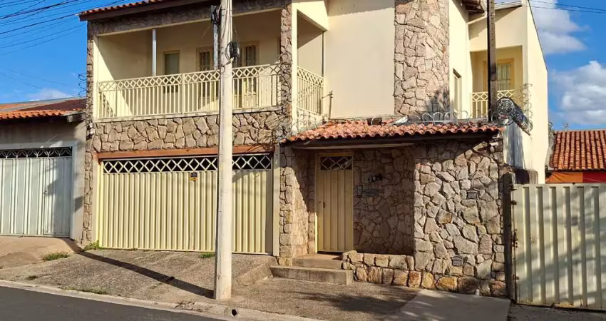 Casa de vila para venda em jardim paineiras com 3 quartos, sendo 1 suíte, 283m²
