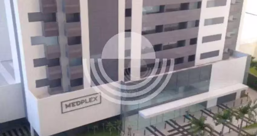Prédio comercial com foco para profissionais das áreas de saúde.