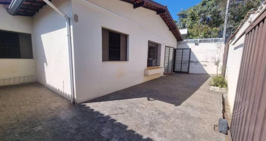 Casa a Venda bairro Nova Campinas. Localização privilegiada na região Oba e Colégio Coração de Jesus