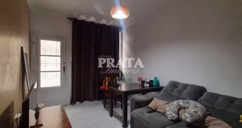 MACUCO SANTOS 1 DORMITÓRIO APARTAMENTO TÉRREO REFORMADO