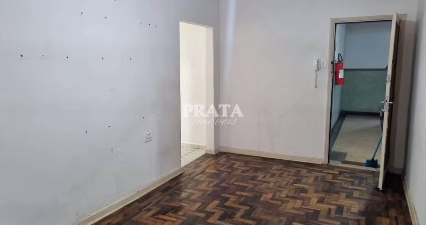EMBARÉ SANTOS 2 DORMITÓRIOS ÓTIMA LOCALIZAÇÃO