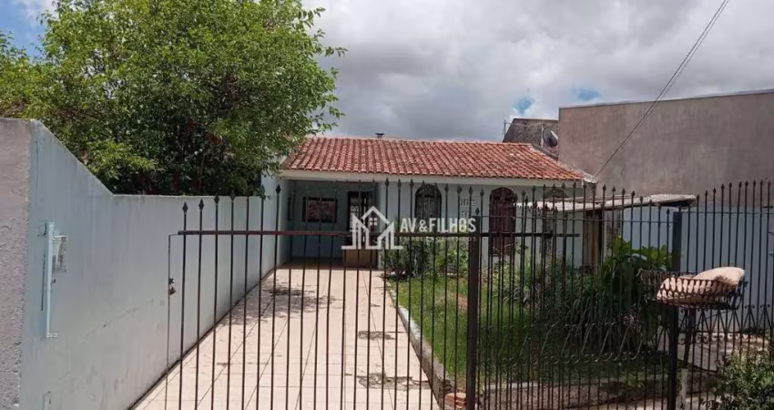 Casa com 3 quartos à venda na Rua Atílio Pioto, 3440, Jardim das Américas, Curitiba
