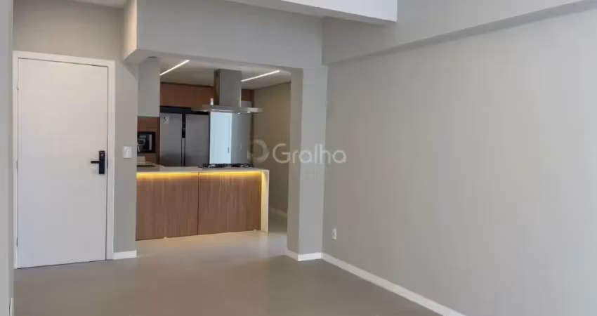 Apartamento todo reformado com 3 dormitorios no centro de florianópolis