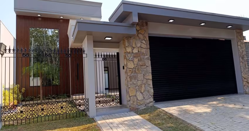 Casa de Alto Padrão próximo a Veterinária do Ari