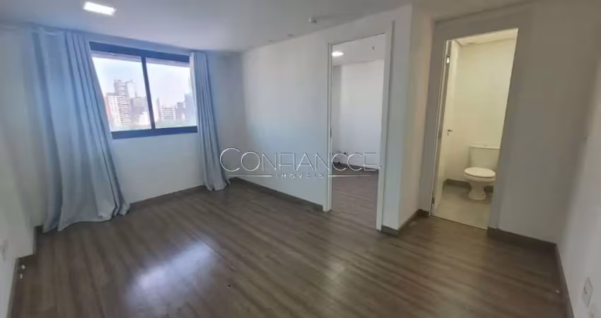 Sala comercial para alugar na Rua André de Barros, 50, Centro, Curitiba