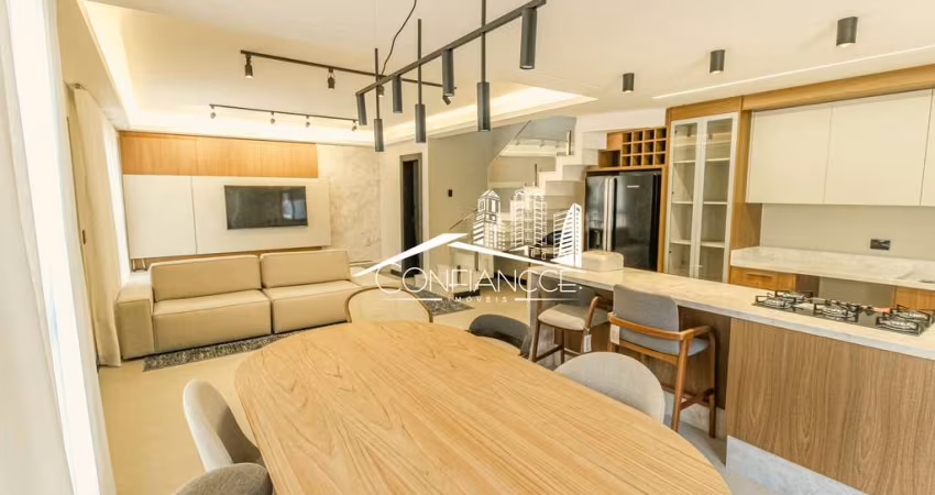 Casa com 3 quartos para alugar na Avenida Cândido Hartmann, 5118, Santa Felicidade, Curitiba