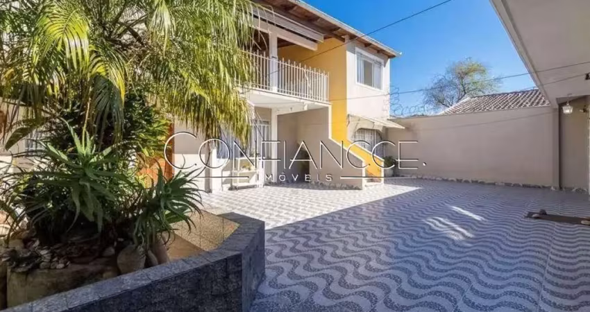 Casa com 5 quartos à venda na Rua Fernando Cretella, 100, Bacacheri, Curitiba