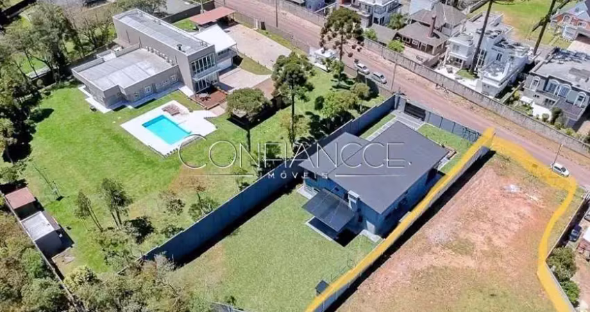 Terreno à venda na Rua Otto Willi Michaelis, 100, Butiatuvinha, Curitiba