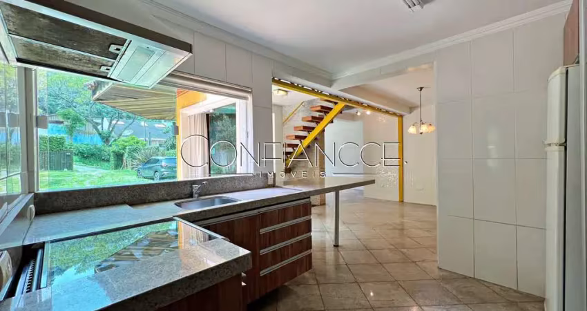 Casa com 2 quartos para alugar na Rua Olívio Coraiola, Santo Inácio, Curitiba