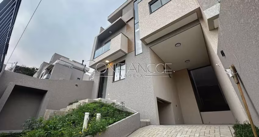 Casa com 3 quartos à venda na Rua Manoel Amálio de Souza, 100, Vista Alegre, Curitiba