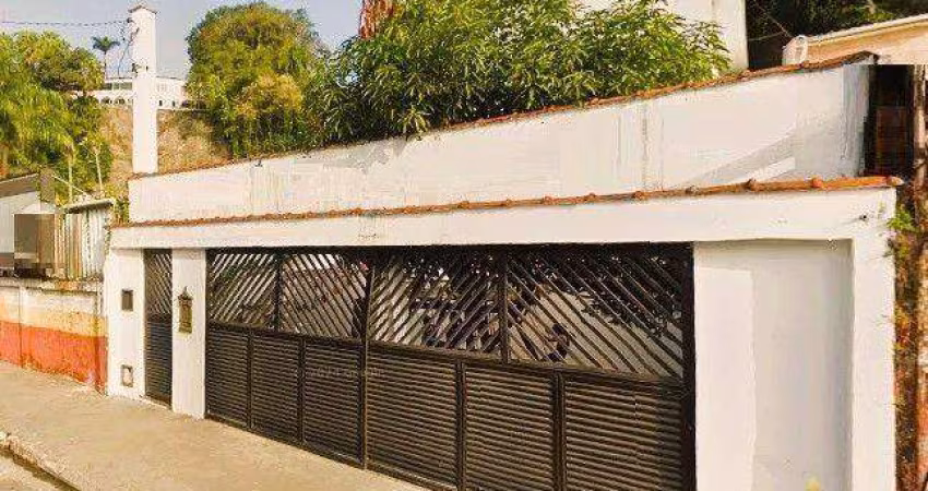 Casa com 6 dormitórios à venda, 307 m² por R$ 599.000,00 - Centro - São Vicente/SP