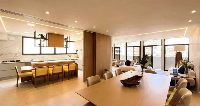 MARAVILHSO APARTAMENTO ALTO PADRÃO 100% REFOMADO com 270m² ÚTEIS - 03 SALAS - 03 SUÍTES - 05 W.C - DEP. COMPLETA - 02 VAGAS- VILA RICA/SANTOS