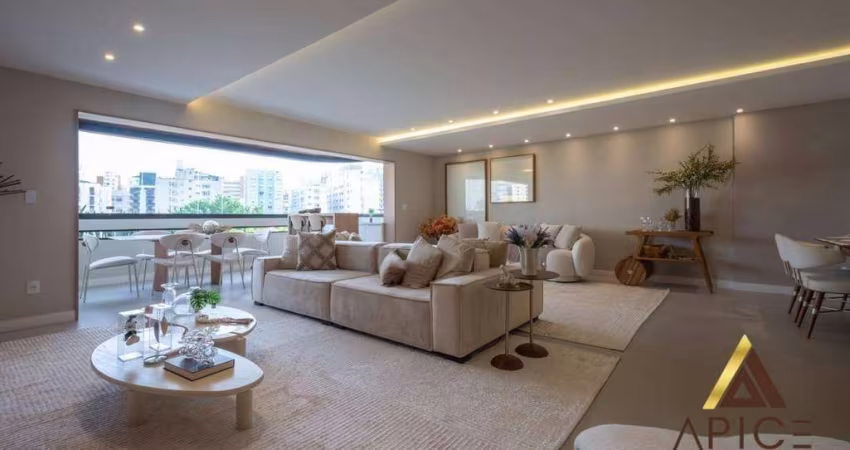 MARAVILHOSO APTO. ALTO PADRÃO com 240m² ÚTEIS - 100% REFORMADO - 04 SUÍTES - VARANDA GOURMET - 06 W.C - 03 VAGAS - PRÉDIO COM LAZER - VILA RICA/SANTOS