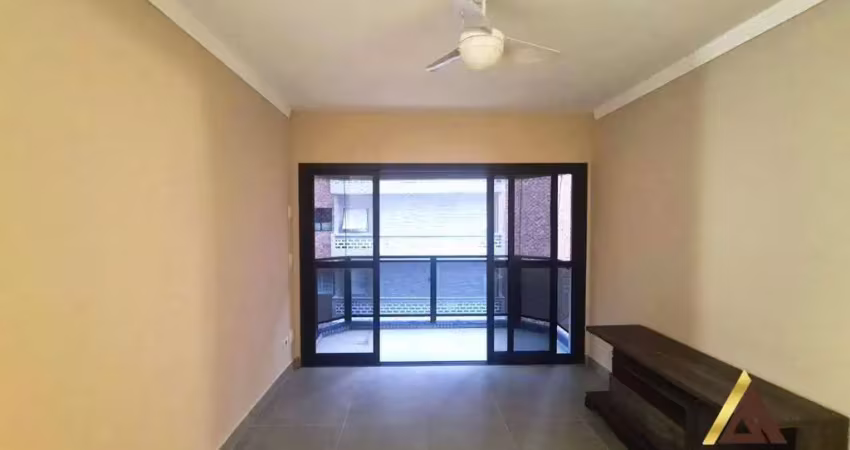 EXCELENTE APARTAMENTO PADRÃO com 55m² ÚTEIS - 01 QUADRA DA PRAIA - 01 DORMITÓRIO - 02 VARANDAS - 02 BANHEIROS - 01 VAGA PRÓPIA - BOQEUIRÃO / SANTOS