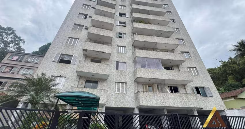 Apartamento Sala Living a 300m da Praia – 1 Dormitório, 40m², Elevador e Garagem – R$ 120.000 – Itararé, São Vicente/SP