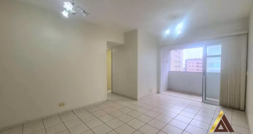 Apartamento padrão com 80m² úteis - 03 dorms. sendo 01 suíte - varanda na sala - 03 w.c - 01 vaga demarcada por r$ 689 mil - boqueirão/santos