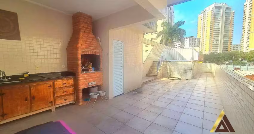 Maravilhosa casa com 256m² construídos - 04 suítes - 07 w.c - espaço gourmet com churrasqueira - psicina com deck - quintal - 02 vagas - pompéia