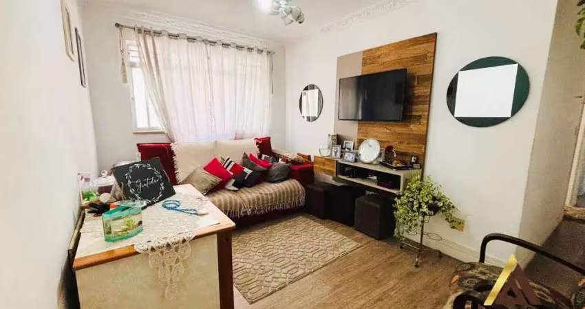 Excelente apto. padrão com 70m² úteis - 02  dormitórios sendo 01 suíte - varanda - 02 banheiros - 01 vaga de garagem por r$ 357 mil - marapé/santos