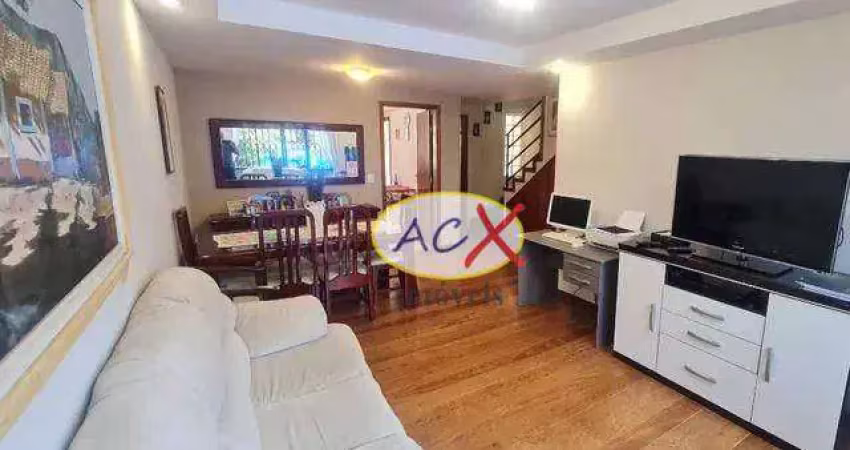 Sobrado com 3 dormitórios à venda, 173 m² por R$ 780.000,00 - Jardim das Américas - Curitiba/PR