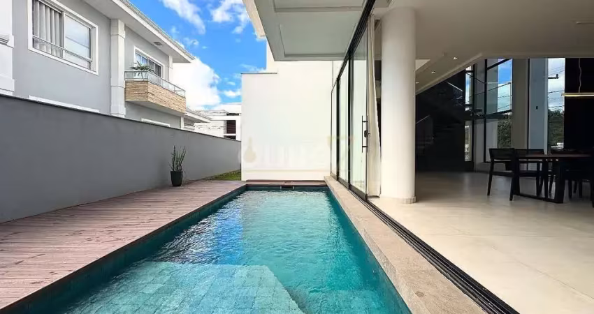 Casa em condomínio fechado com 4 quartos à venda em Pirabeiraba, Joinville 