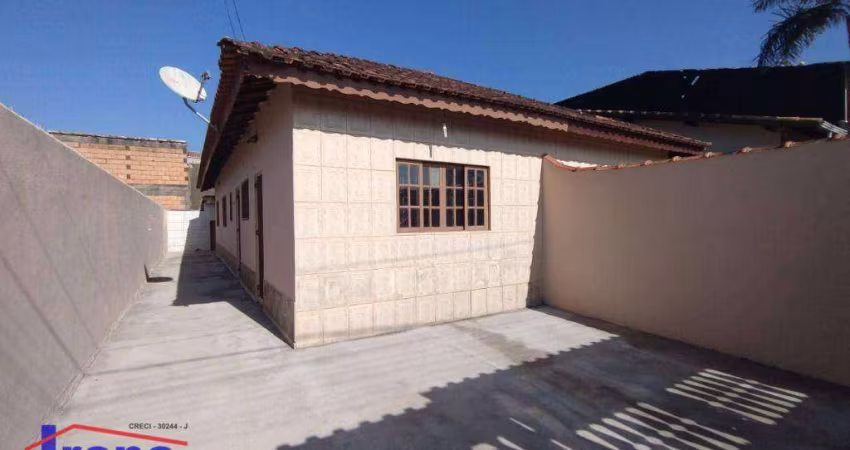 Casa à venda, 57 m² por R$ 220.000,00 - Jardim das Laranjeiras - Itanhaém/SP