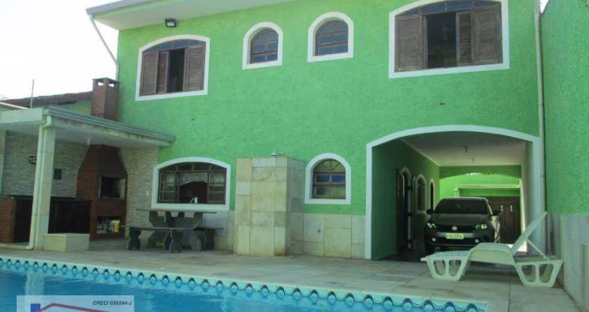 Sobrado com 3 dormitórios à venda, 200 m² por R$ 600.000,00 - Suarão - Itanhaém/SP