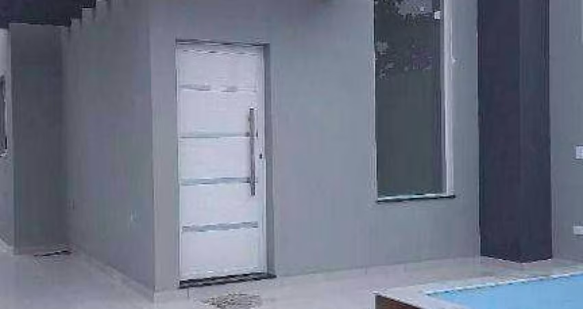 Casa Linda,com fachada  Moderna com Piscina Grande, Lado Praia. Pronta pra receber sua família!!!