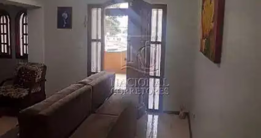 Casa à venda, 2 quartos, 3 vagas, Jardim Pedroso - Mauá/SP