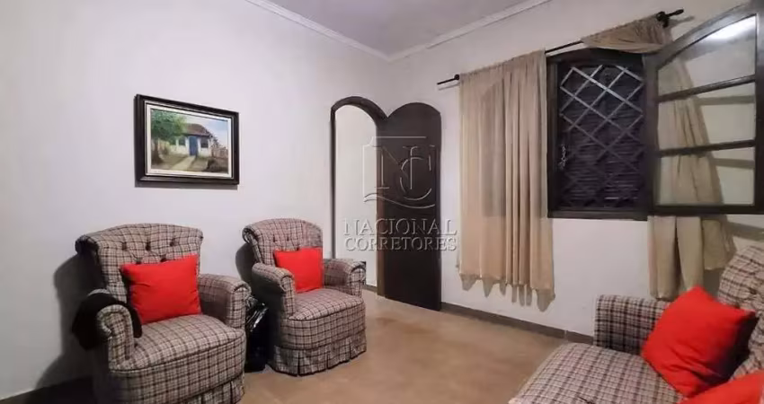 Ótima oportunidade no bairro vila valparaíso! imóvel com 272m² de área construída em terreno de 128m²
