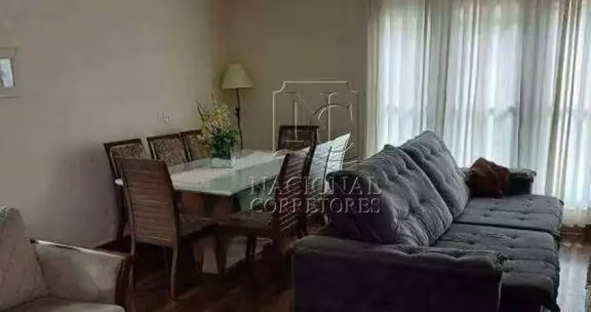 Sobrado à venda no Parque das Nações | 4 dormitórios, lareira e churrasqueira