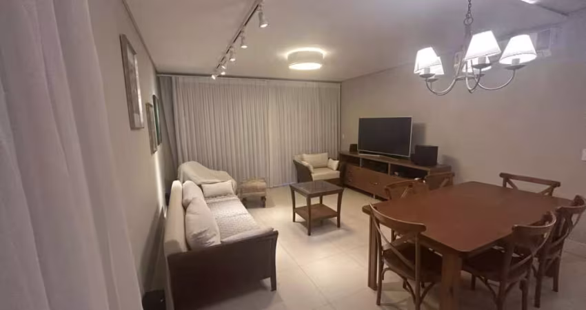 Cobertura para locação com  170m² de área privativa totalmente mobiliada no bairro Pantanal em frente à ELETROSUL e UFSC. - AP1750