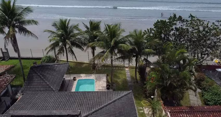 Casa com 6 quartos, Praia do Sapê, Ubatuba - R$ 2.99 mi, Cod: 2012