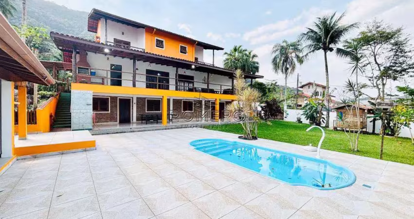 Casa com 5 quartos, praia da lagoinha, ubatuba - r$ 2.2 mi, cod: 2738