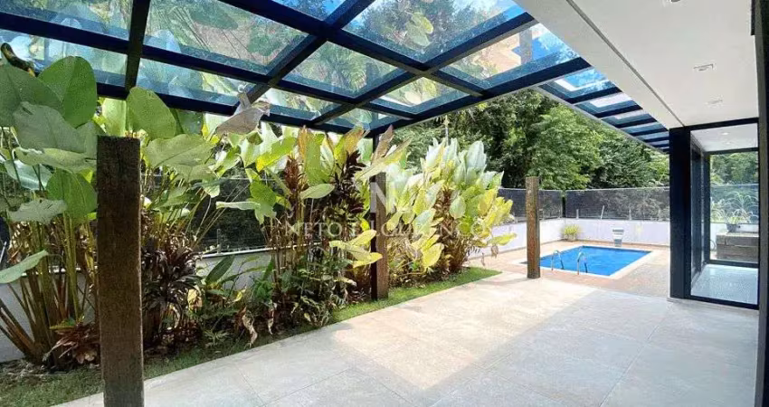 Casa alto pardrão com vista para a mata no condomínio brisas da mata, recanto quarto centenário, ju