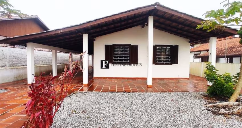 Casa perto do mar em Praia de Leste