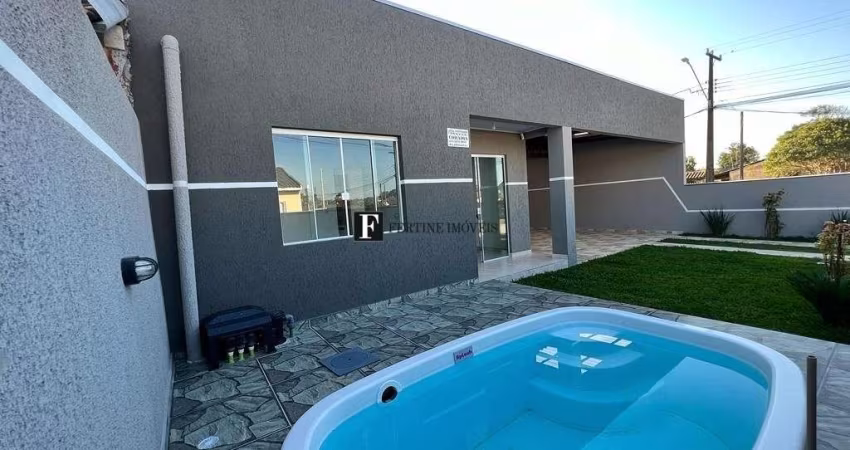 Casa com piscina em Matinhos