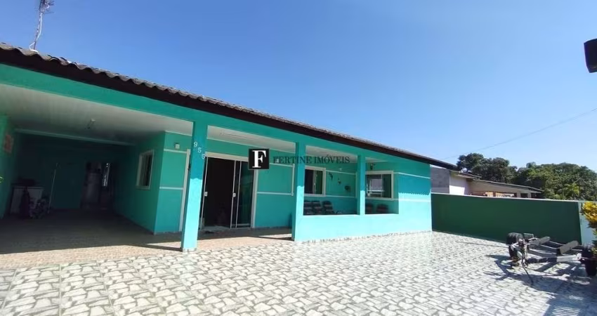 Casa a 50 metros do mar em Pontal do Sul - PR.