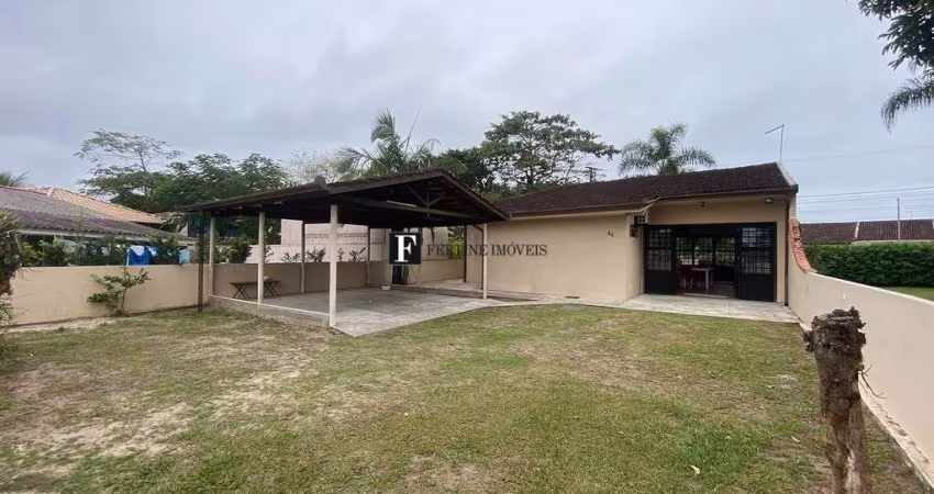 Casa com 03 quartos e terreno em canoas