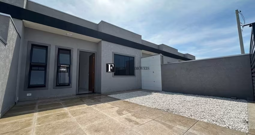 Casa nova com suite na segunda quadra da rodovia