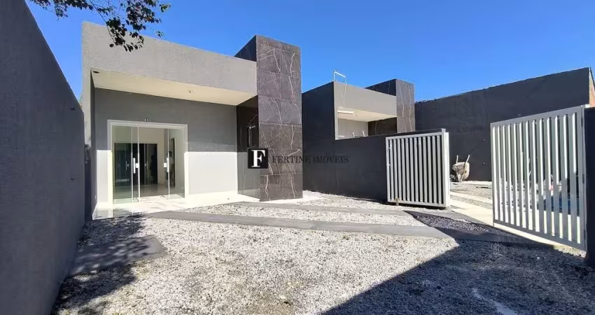 Casa com espaço de terreno em Matinhos PR