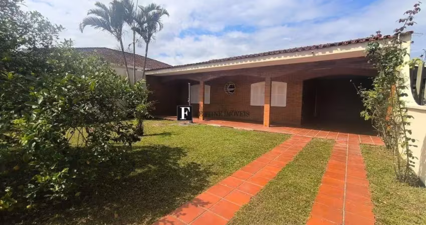 Casa perto do mar com suíte em Shangri-lá