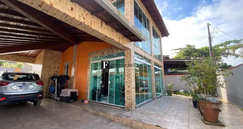 Sobrado de esquina faixa mar em Shangri-lá