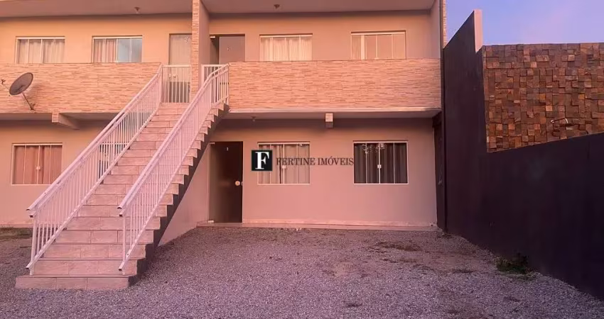 Apartamento com 02 quartos perto do mar - Grajau