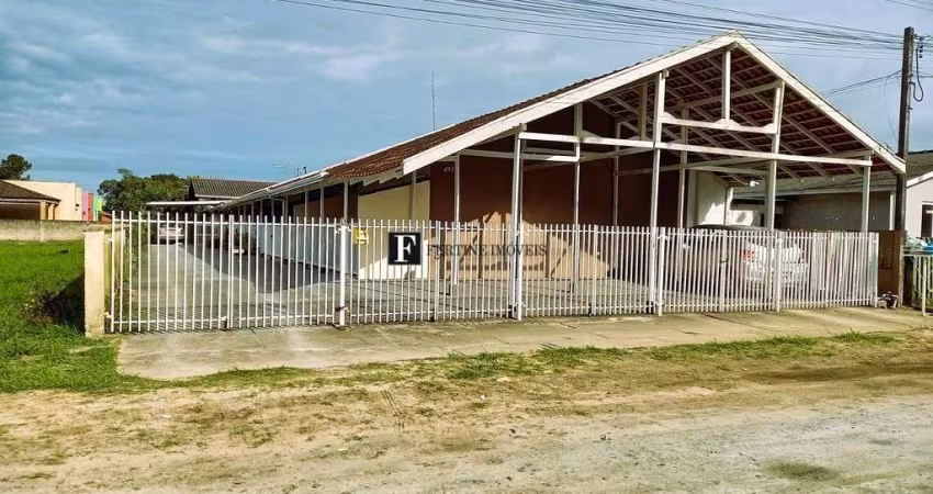 Casa em condomínio com 02 quartos - Grajau