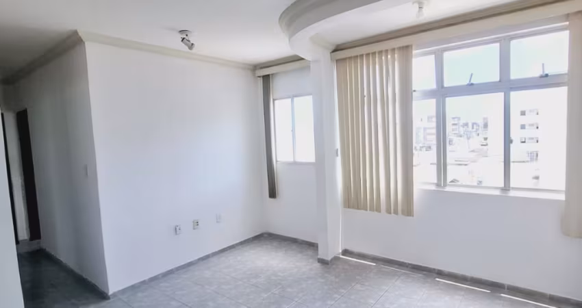 APARTAMENTO 2 QUARTOS A 200 METROS DA PRINCIPAL
