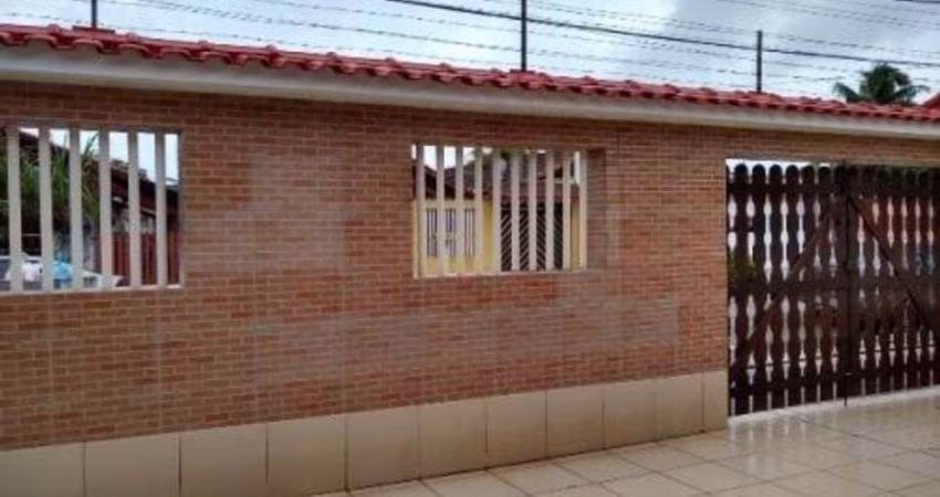 Casa para Venda em Itanhaém, Bopiranga, 3 dormitórios, 1 suíte, 1 banheiro, 5 vagas