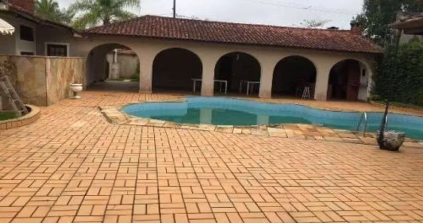 Casa para Venda em Itanhaém, Santa Júlia, 6 dormitórios, 4 suítes, 2 banheiros, 6 vagas