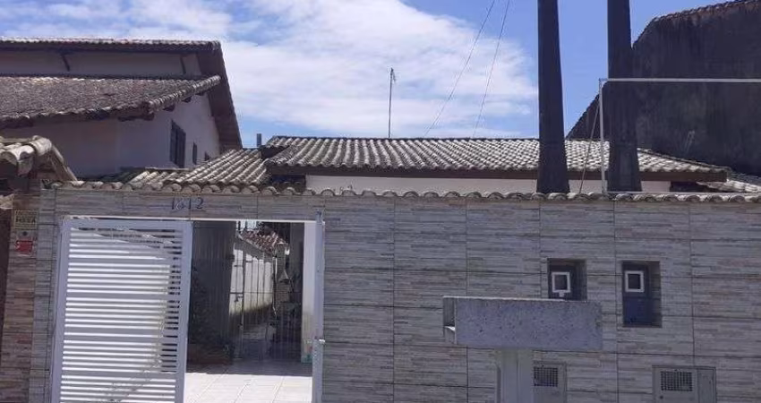 Casa para Venda em Itanhaém, Balneário Gaivotas, 2 dormitórios, 1 banheiro, 1 vaga