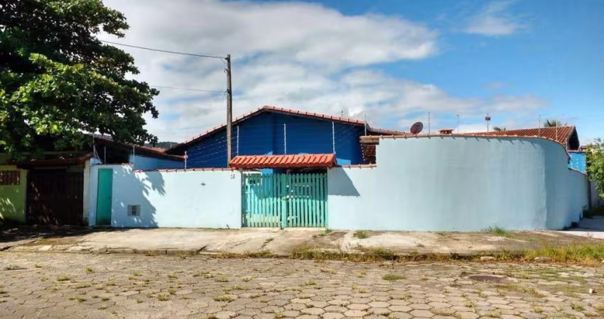 Casa para Venda em Itanhaém, Jardim Suarão, 3 dormitórios, 1 suíte, 1 banheiro, 4 vagas