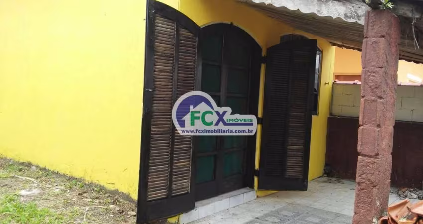 Casa para Venda em Itanhaém, Tupy, 2 dormitórios, 1 banheiro, 4 vagas